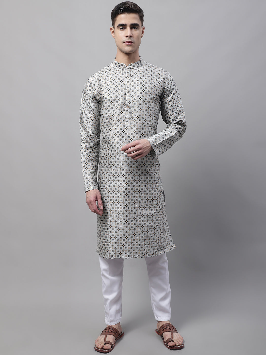 Men's Grey Printed Silk Blend Kurta Pajama