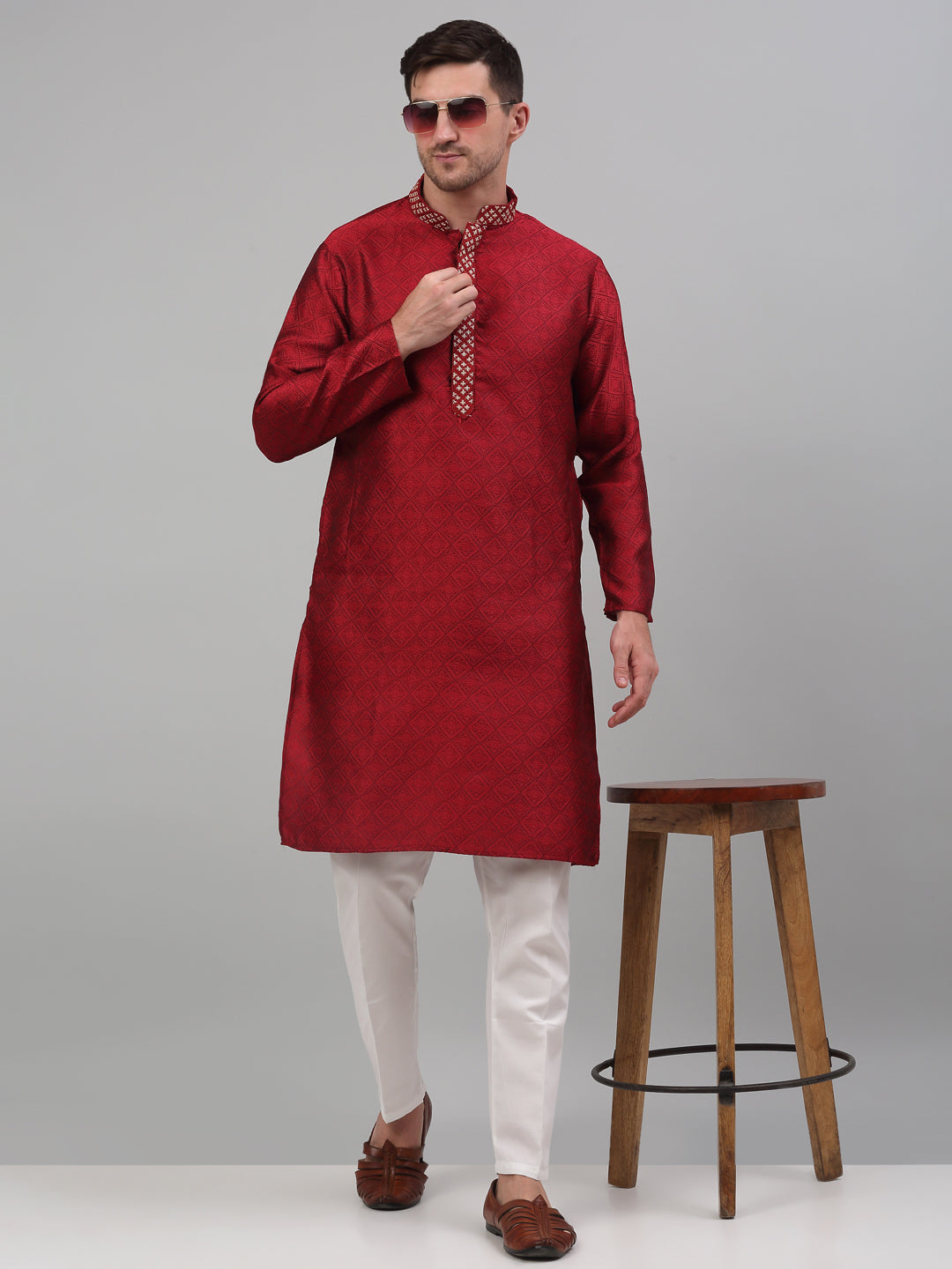 Men's Maroon Collar Embroidered Kurta Pajama