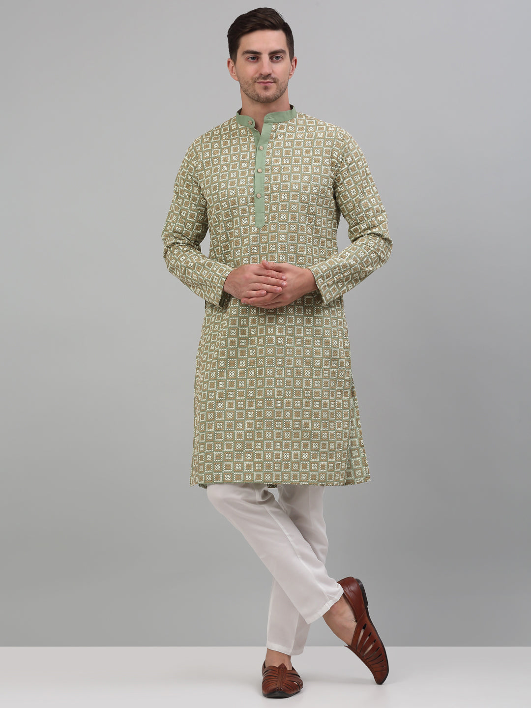 Men's Green Embroidered Kurta With Pajama