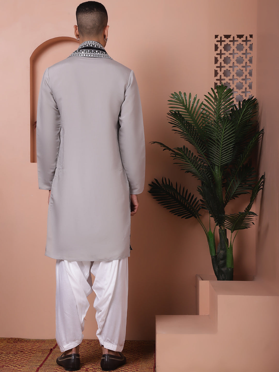 Gray Silk Embroidered Kurta Pajama Set with Dupatta