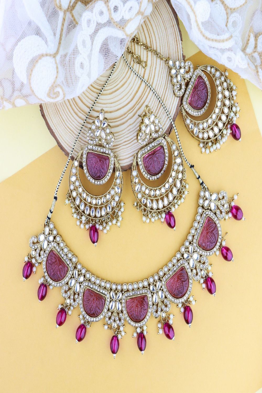 Gold Plated Traditional Pearl Kundan & Stone Studded Jeweler Necklace Set With Maang Tikka