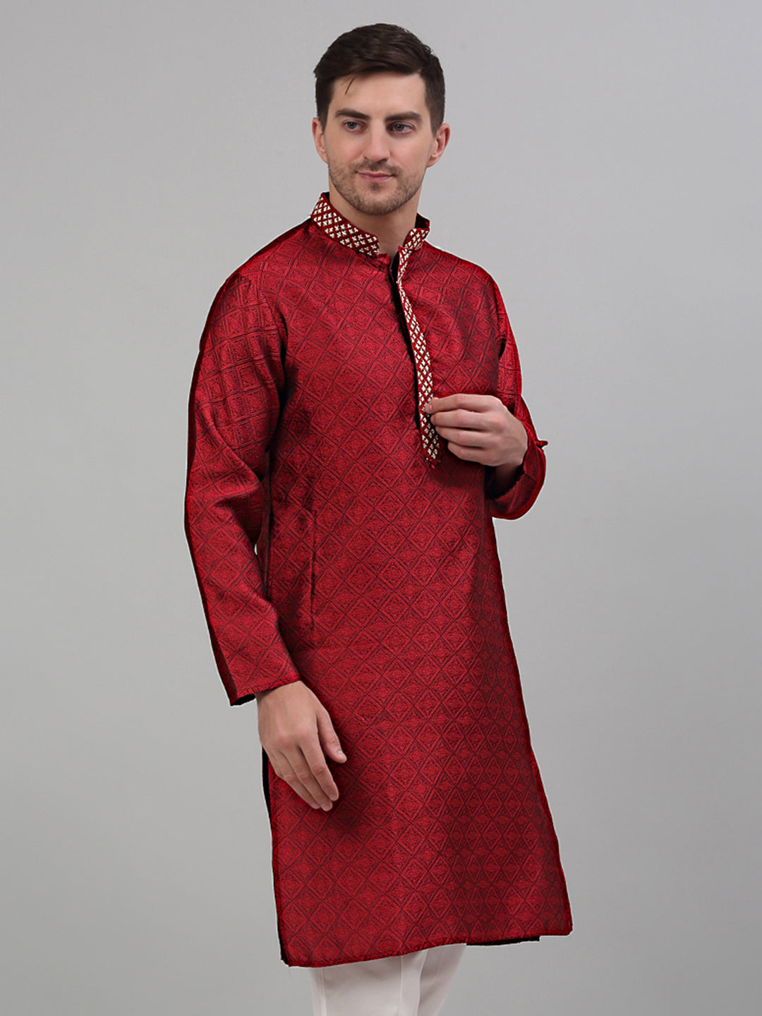 Men's Maroon Collar Embroidered Kurta