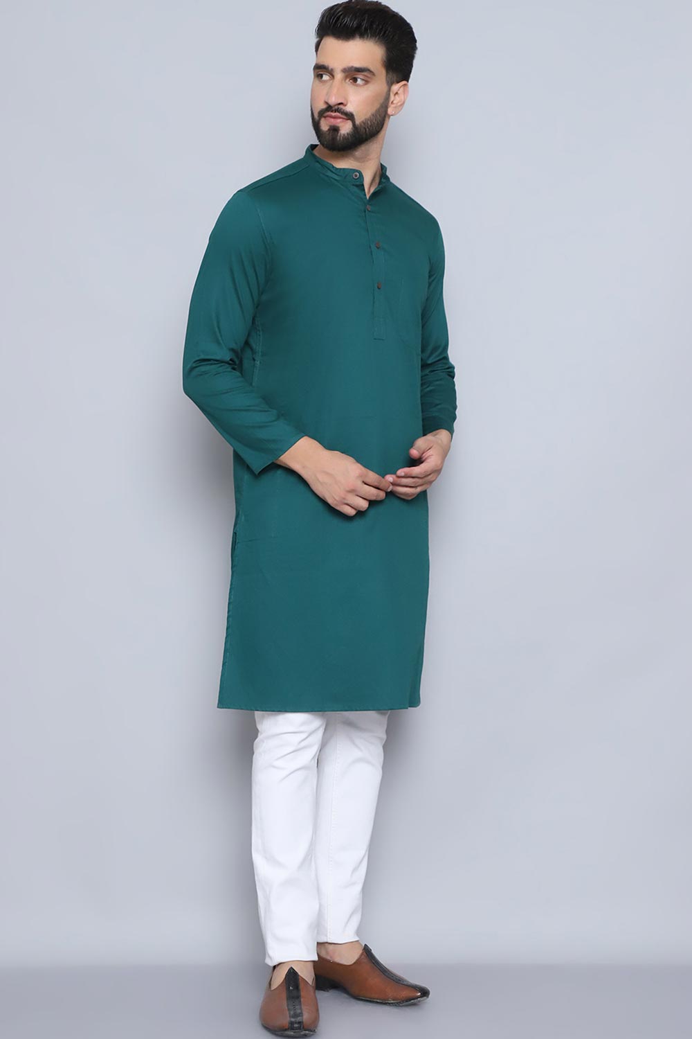 Men's Green Cotton Solid Long Kurta