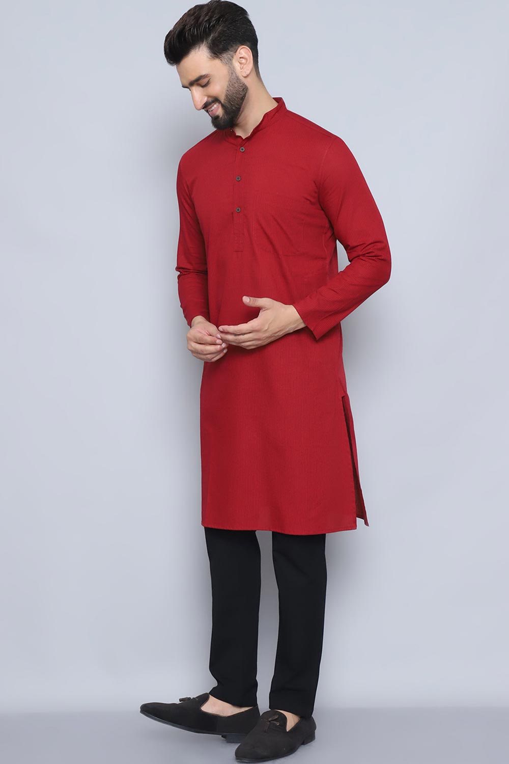 Men's Maroon Cotton Solid Long Kurta