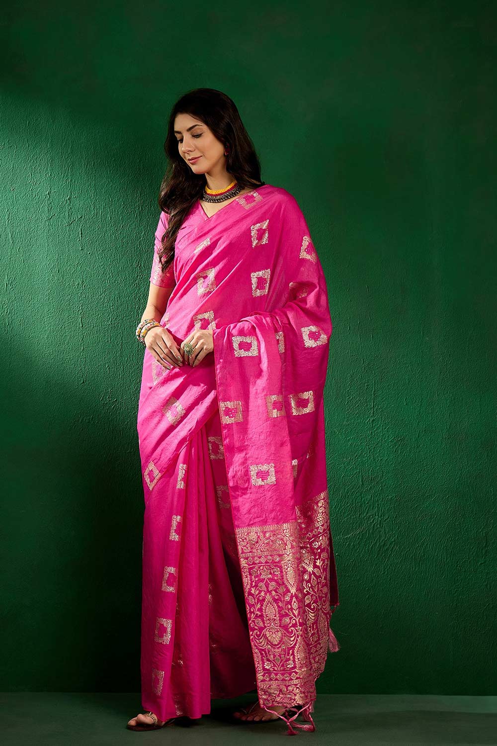 Pink Cotton Foil Print Saree