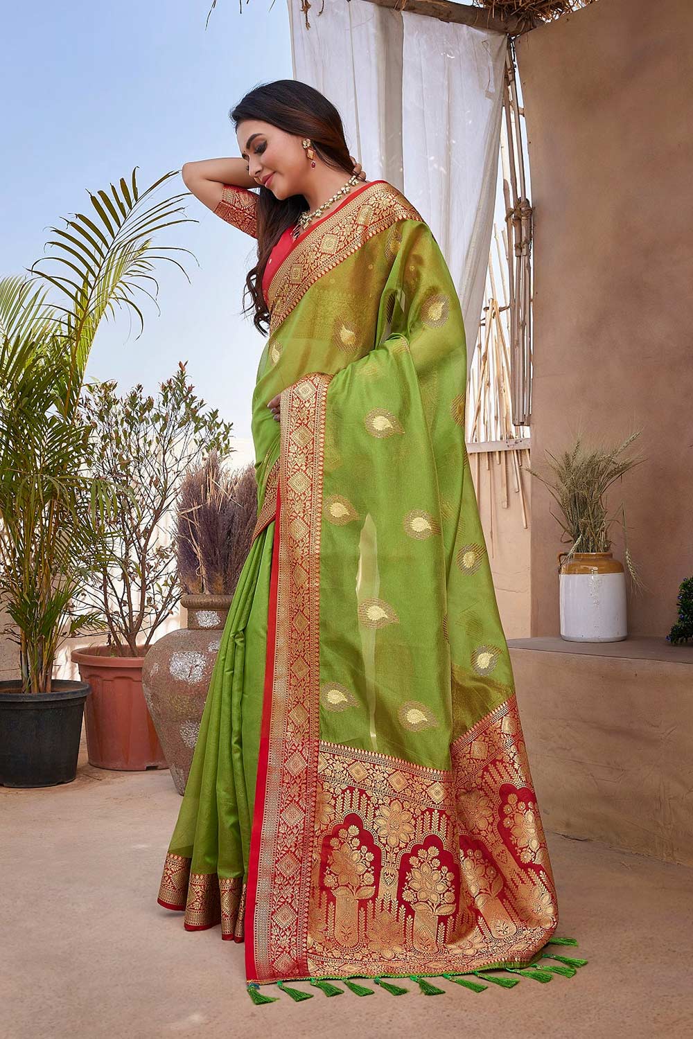 Green Silk Blend Zari  Saree