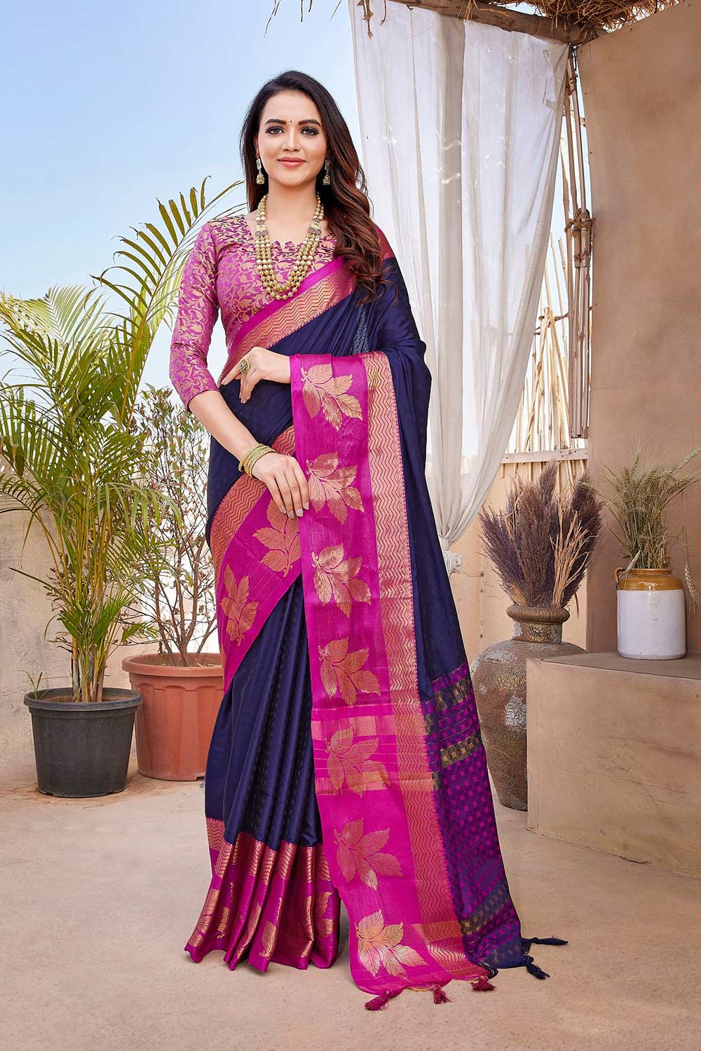 Blue Silk Blend Woven Saree