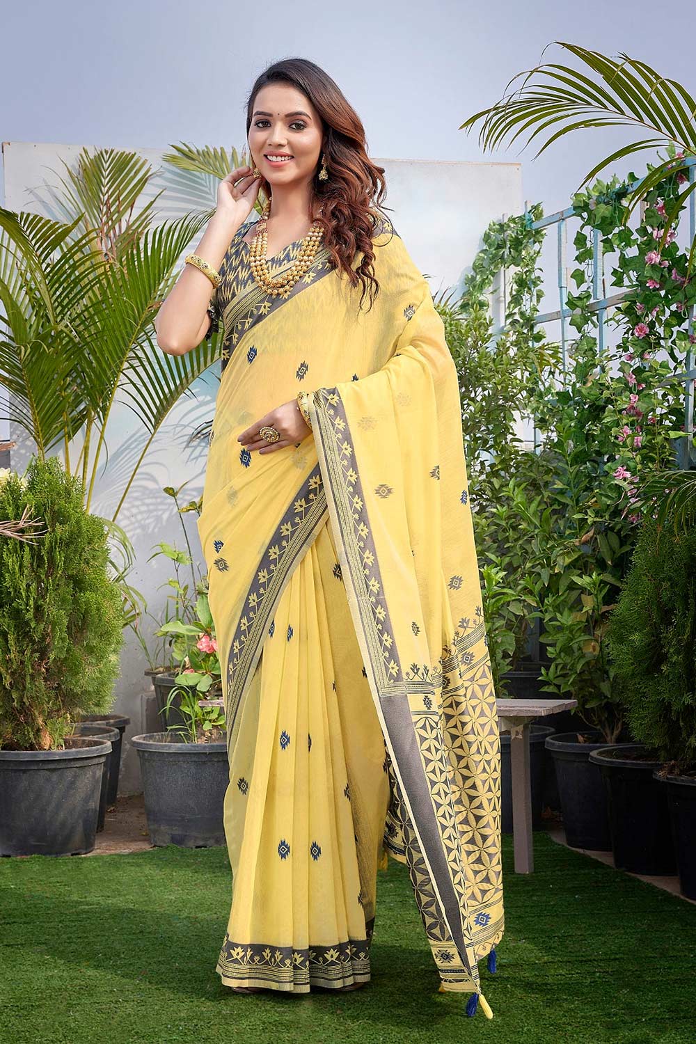 Yellow Silk Blend printed Saree