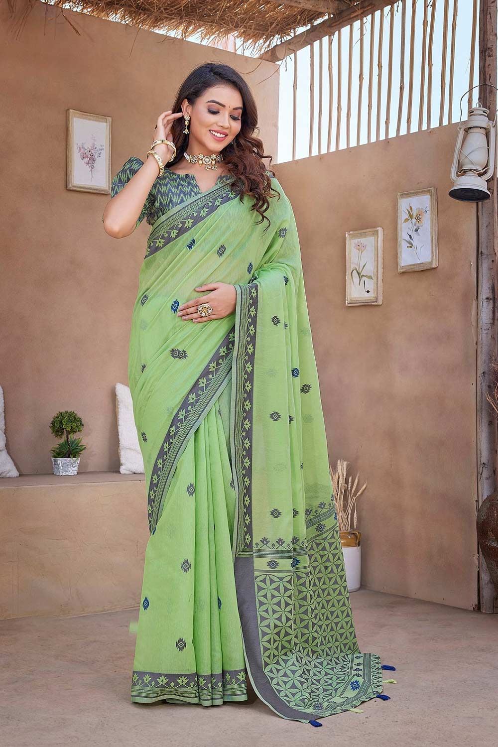 Green Silk Blend printed Saree