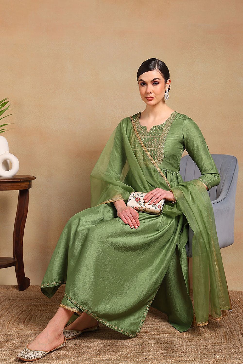 Green Silk Blend Solid Yoke Design Flared Empire Suit Set