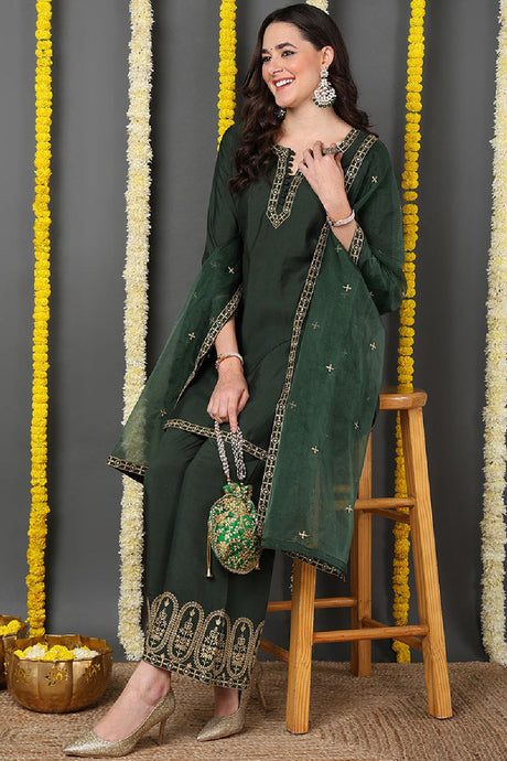 Green Silk Blend Solid Embroidered Straight Suit Set