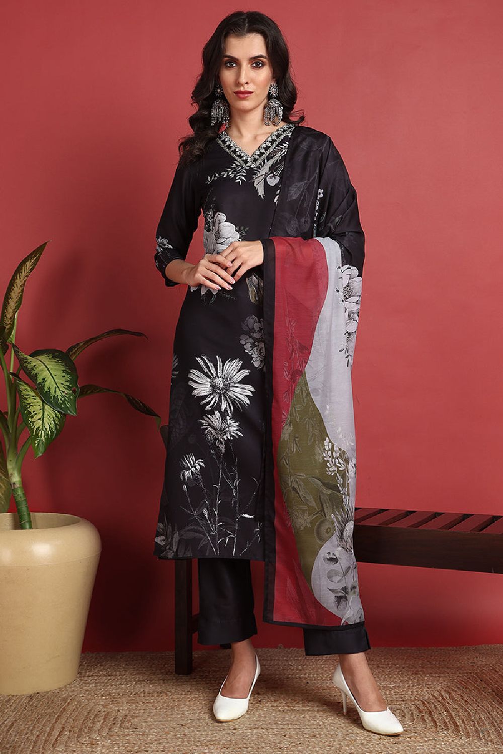 Black Silk Blend Floral Printed Straight Suit Set