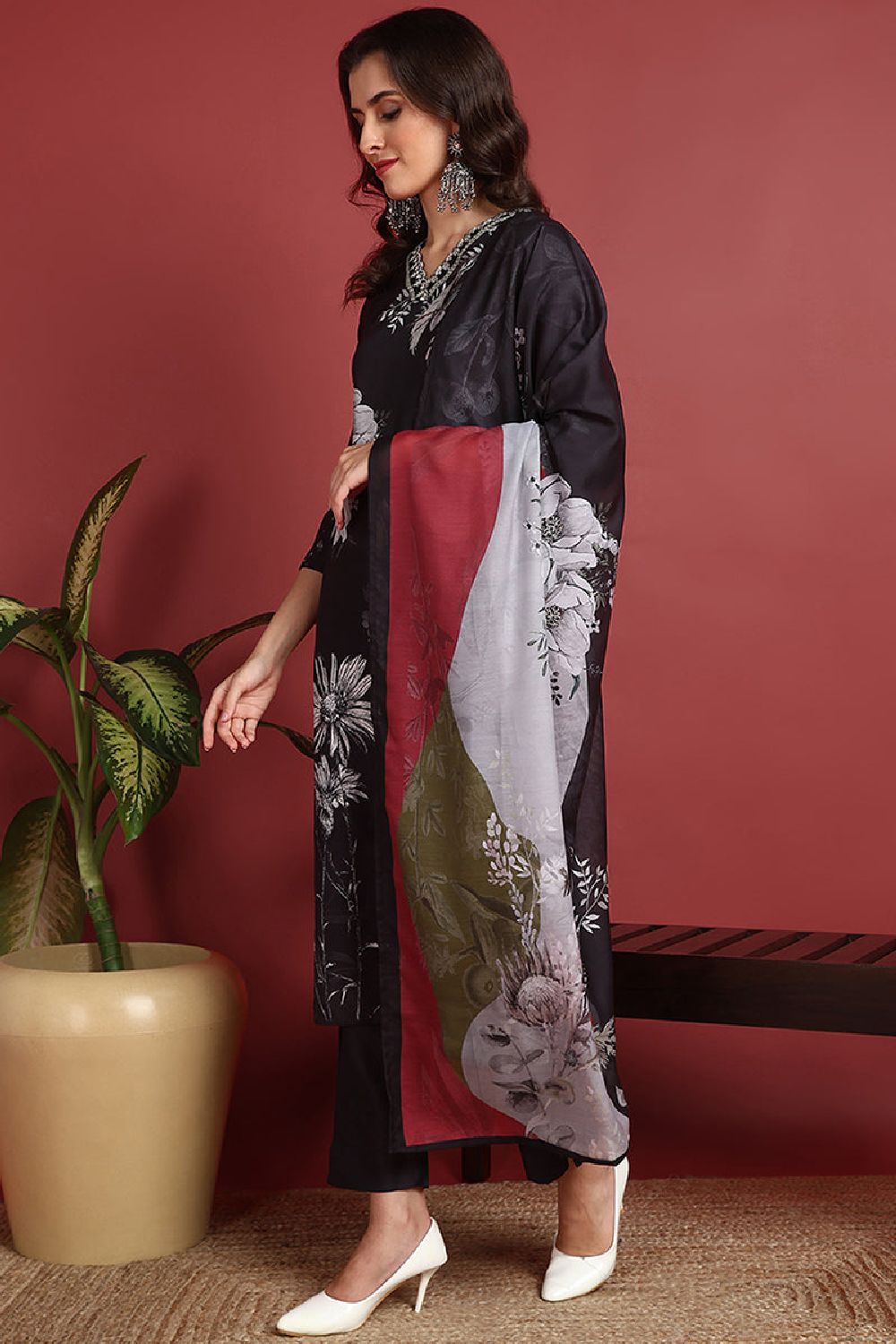 Black Silk Blend Floral Printed Straight Suit Set