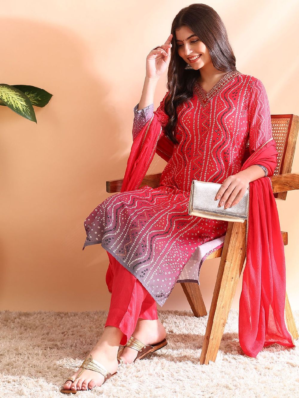 Red Silk Blend Bandhani Printed Straight Kurti Pants With Dupatta