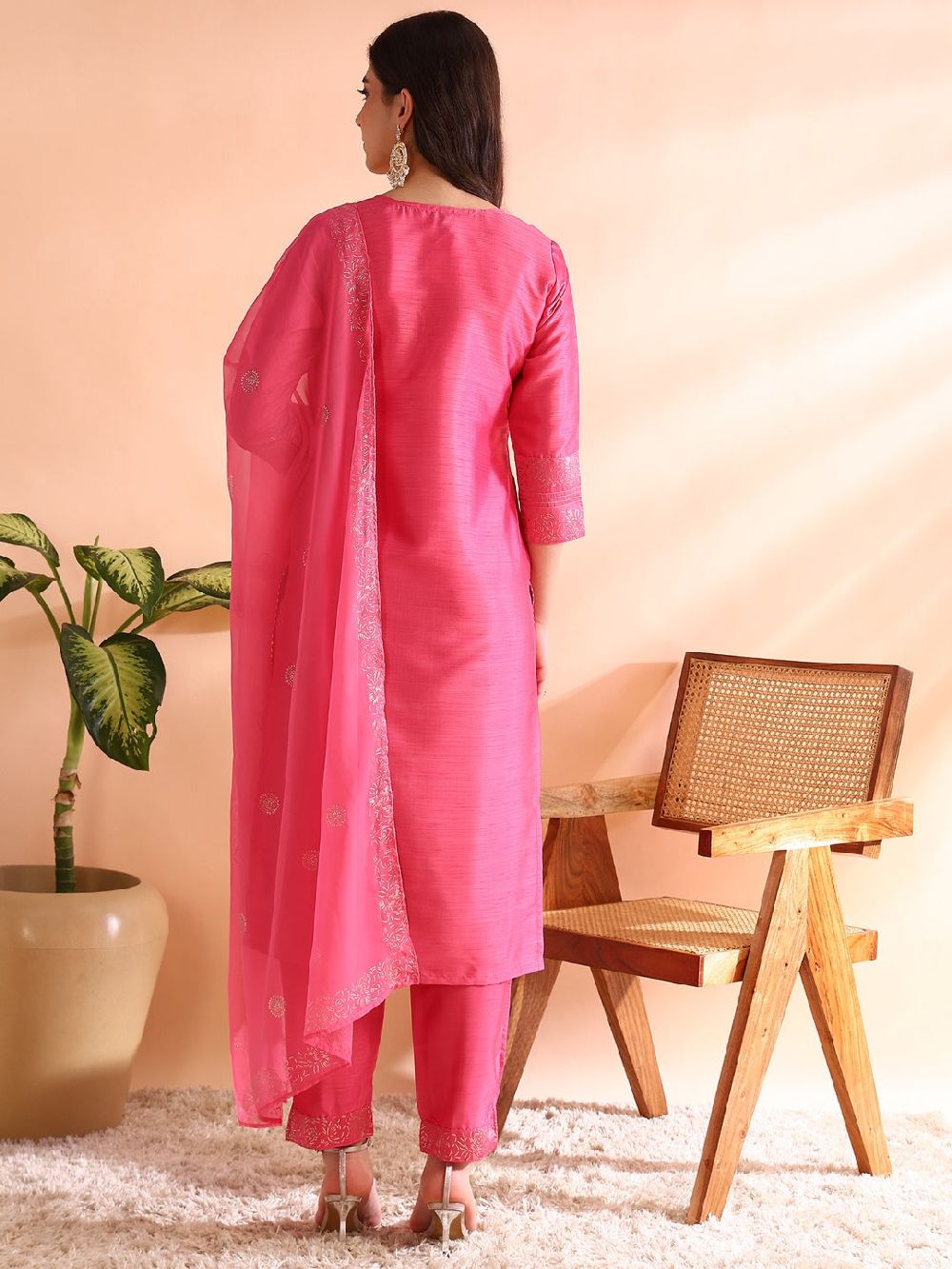 Pink Silk Blend Solid Embroidered Straight Kurti Pants With Dupatta