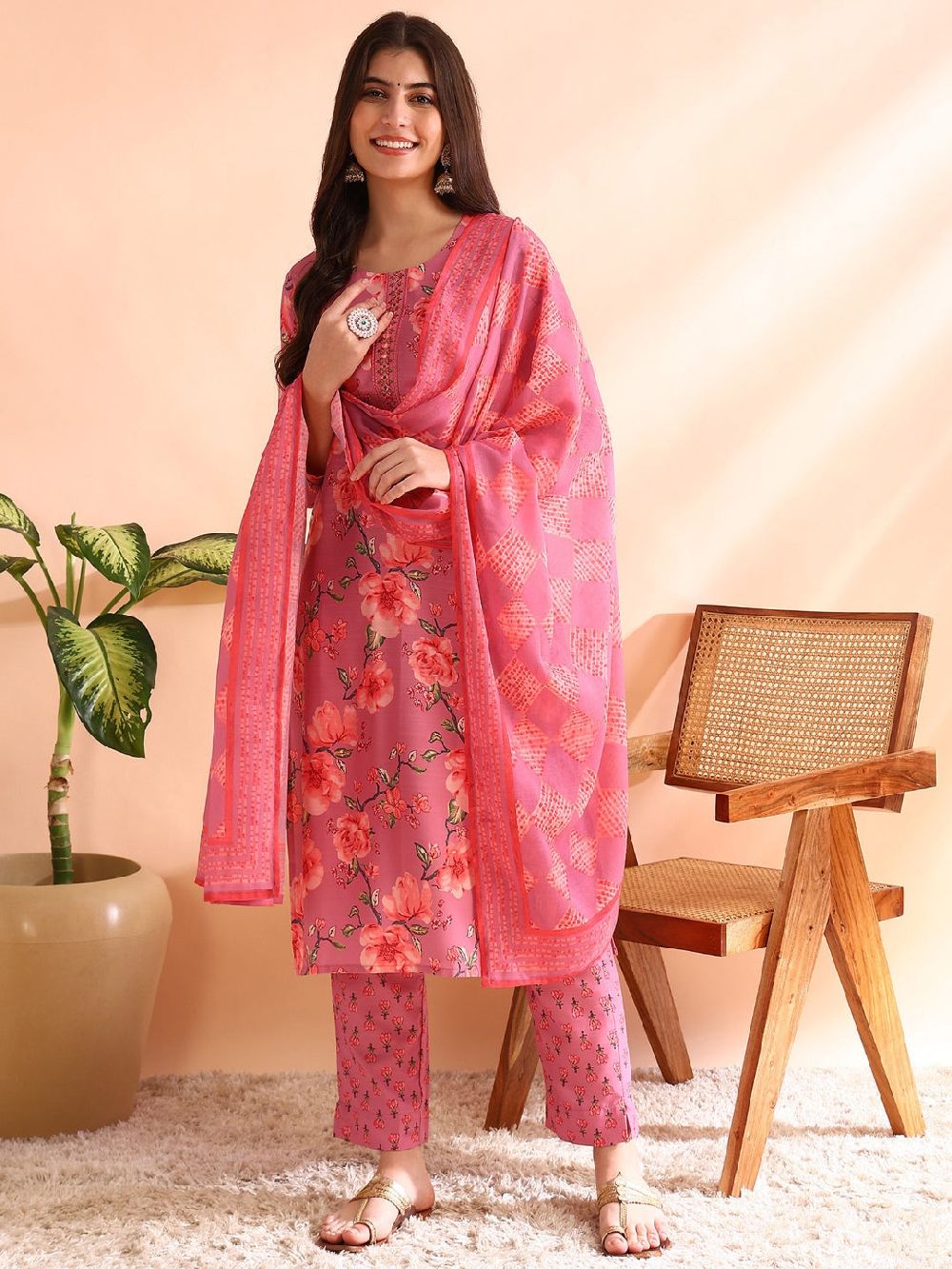 Pink Poly Rayon Floral Printed Straight Kurta Trousers With Dupatta