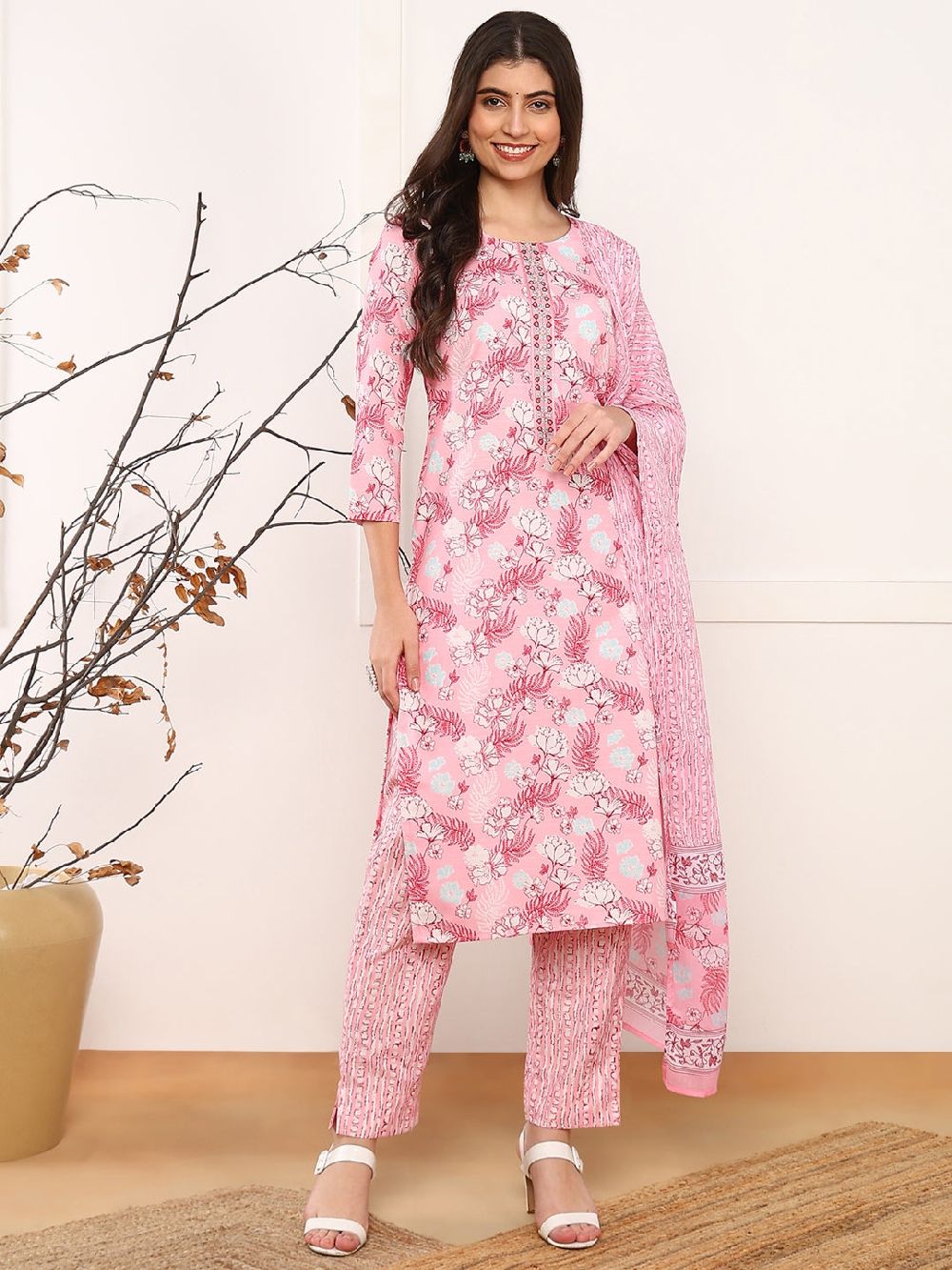 Pink Poly Rayon Floral Printed Straight Kurta Trouser With Dupatta