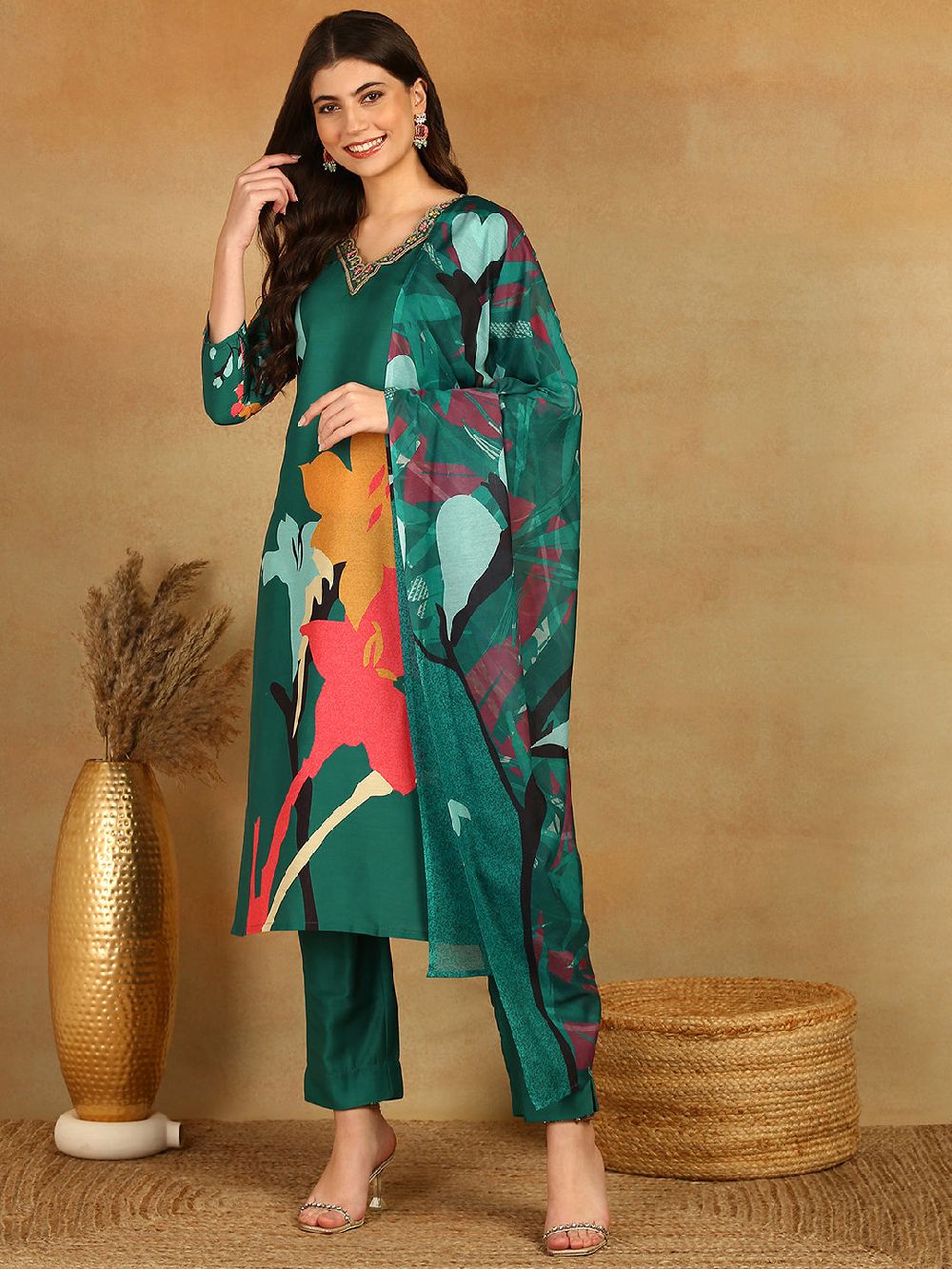 Green Silk Blend Floral Printed Straight Kurta Trousers With Dupatta