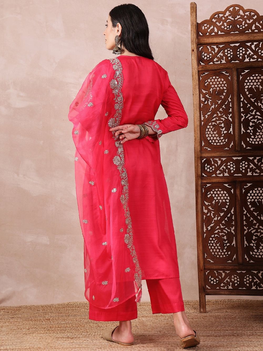 Pink Silk Blend Solid Embroidered Straight Kurta Palazzo With Dupatta