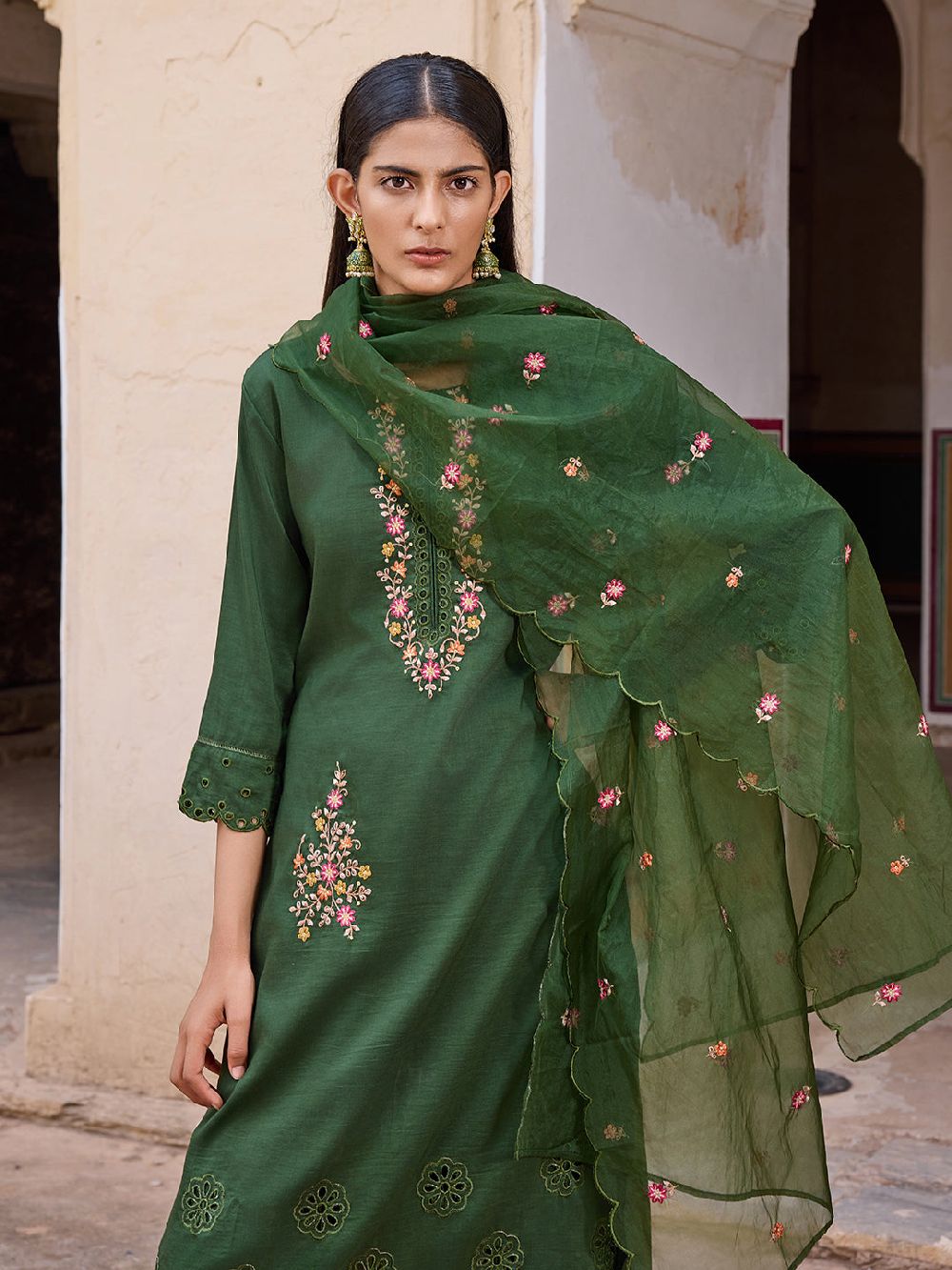 Green Silk Blend Solid Embroidered Straight Kurta Trouser With Dupatta