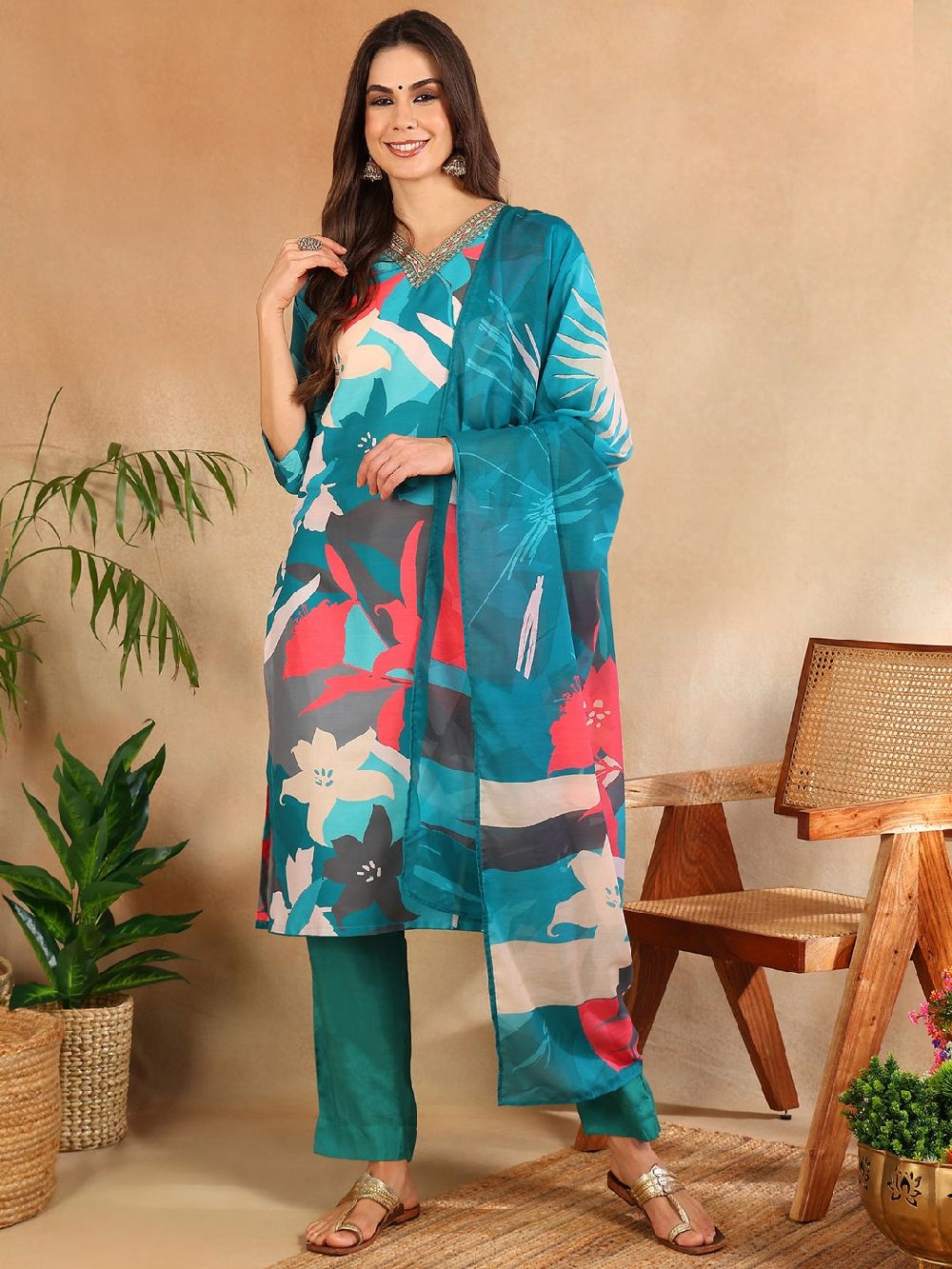 Teal Silk Blend Floral Printed Straight Kurta Trouser With Dupatta