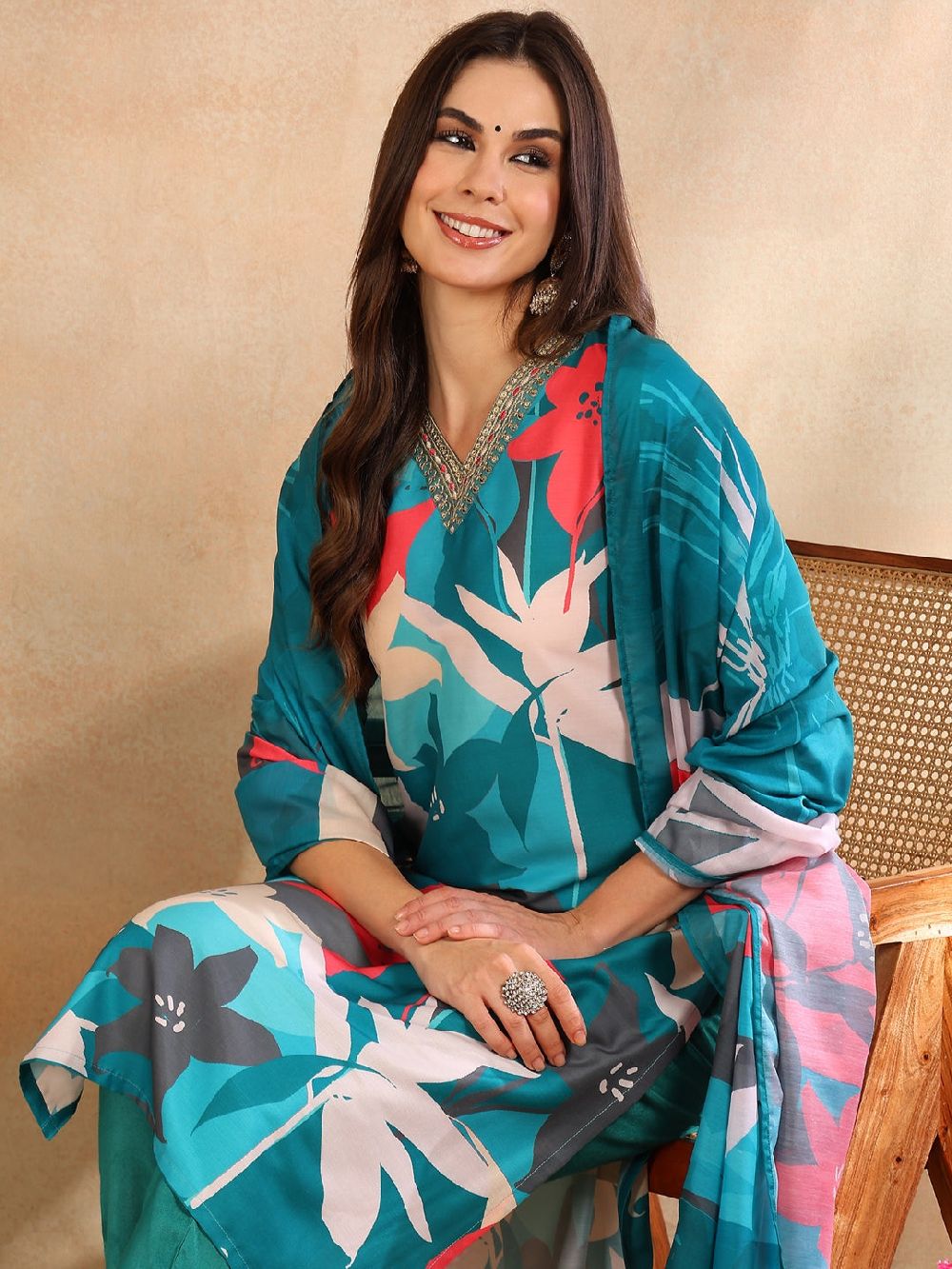 Teal Silk Blend Floral Printed Straight Kurta Trouser With Dupatta