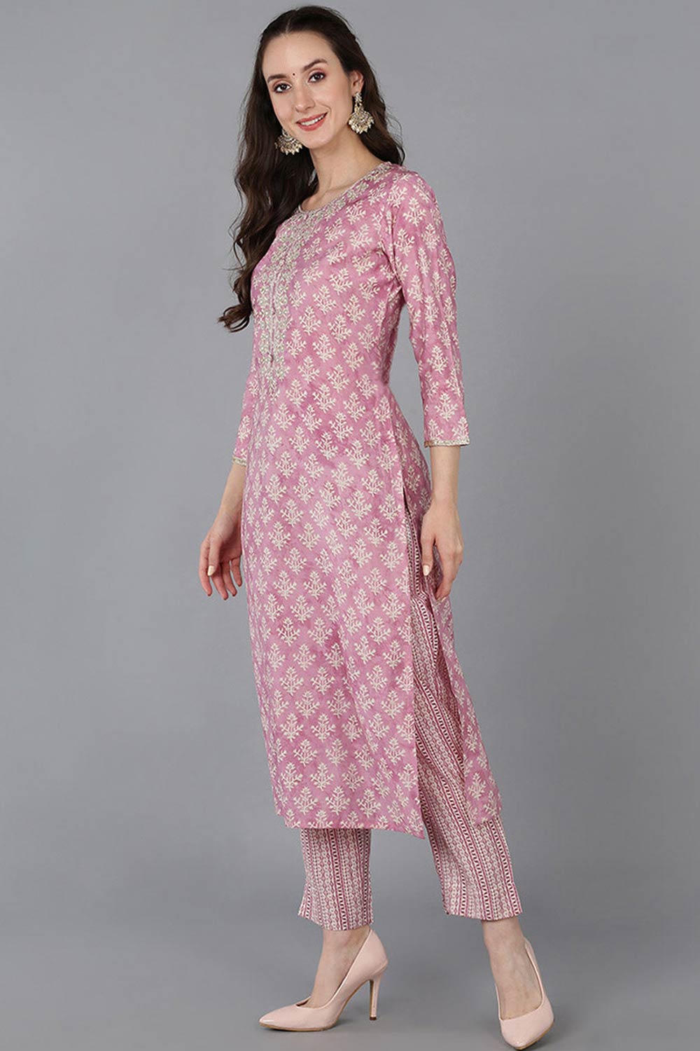 Pink Silk Blend Embroidered Round Neck KurtI Set