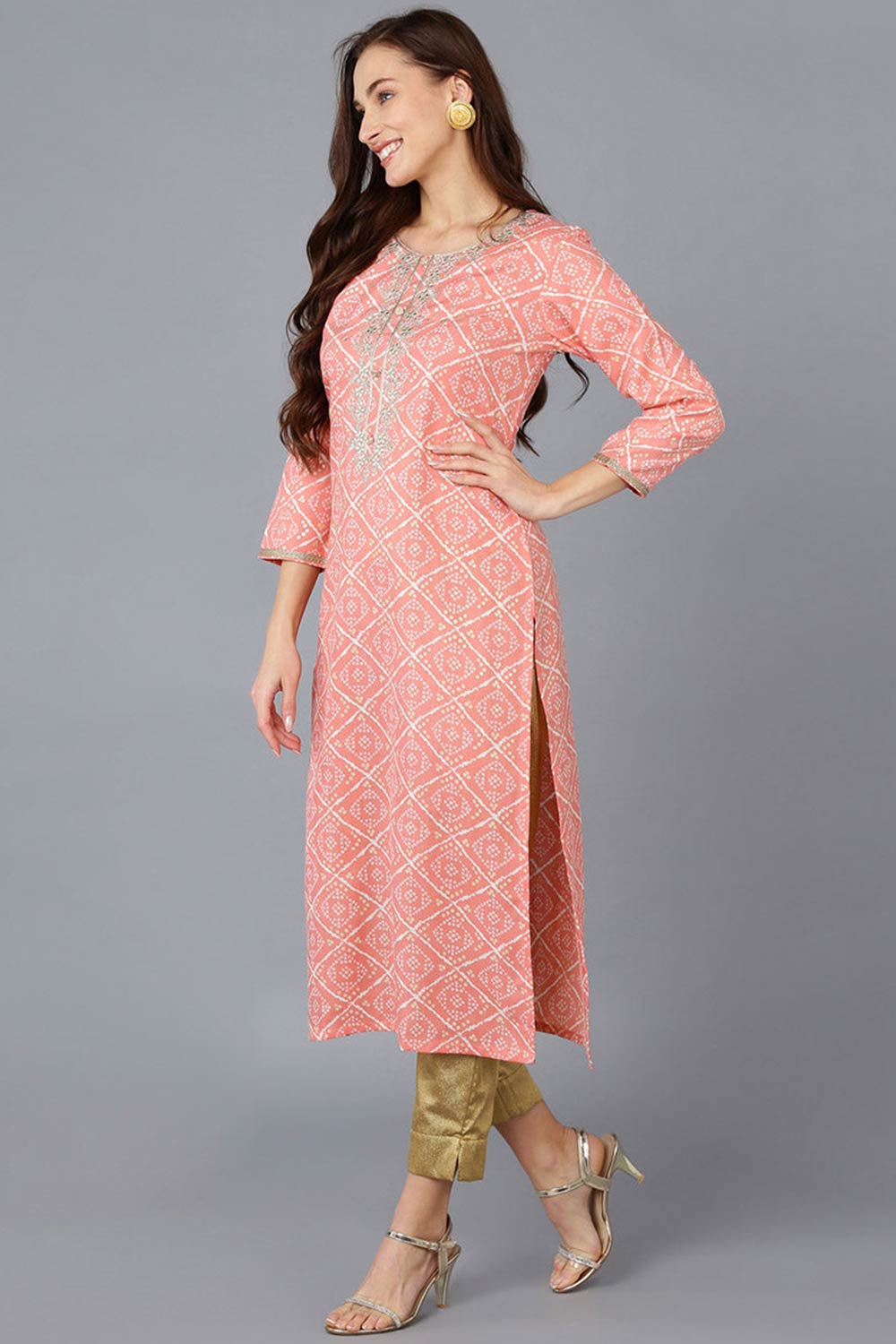 Pink Silk Blend Embroidered Round Neck KurtI Set