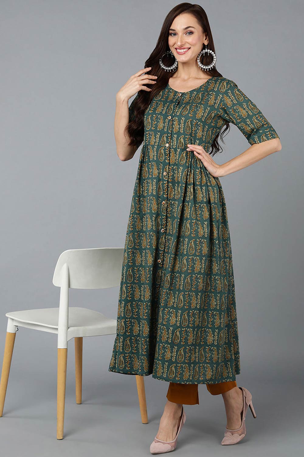 Green Cotton Embroidered Round Neck KurtI Set