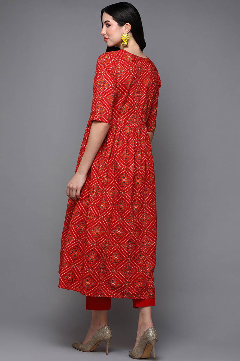 Red Cotton Floral Print Round Neck KurtI Set