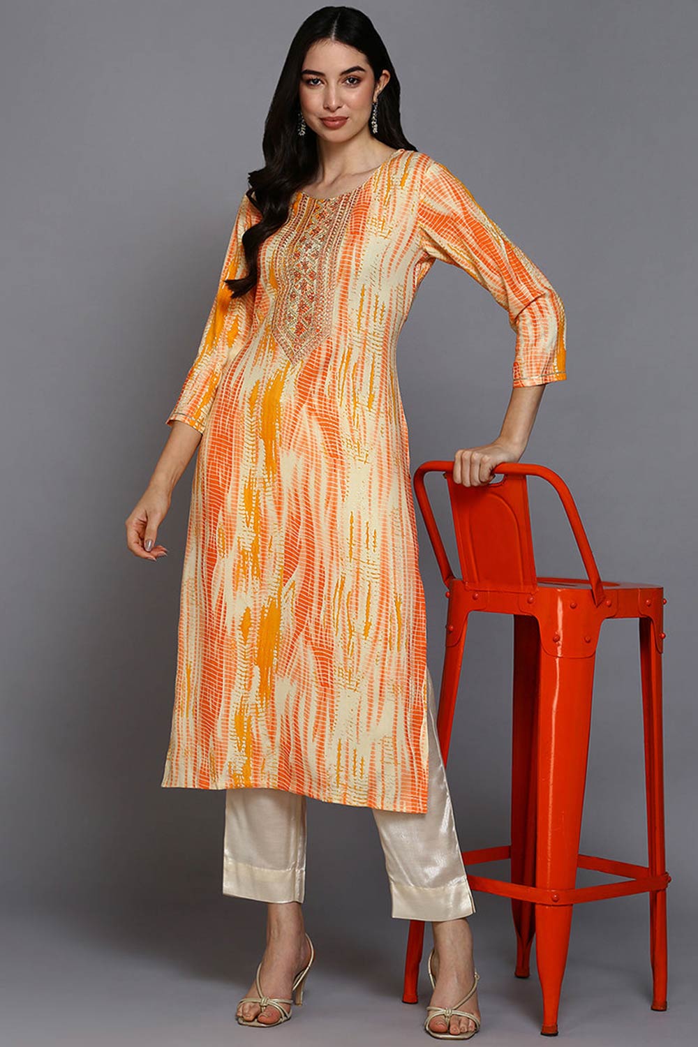 White Rayon Abstract Print Straight Fit KurtI Set