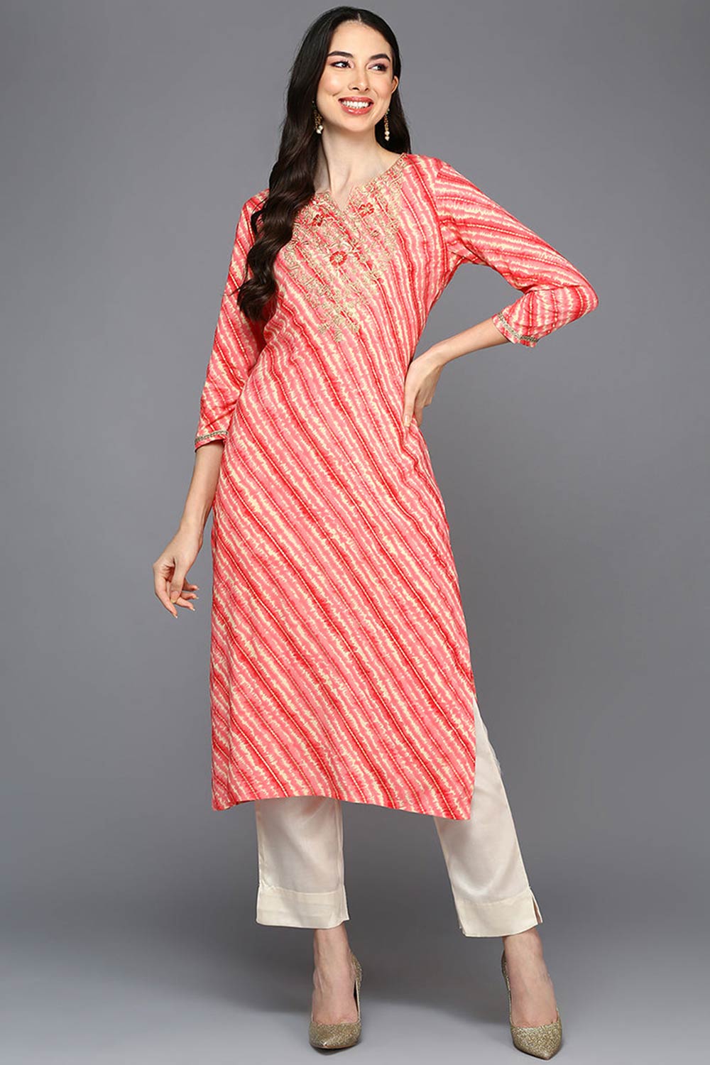 Pink Rayon Bandhani Keyhole Neck KurtI Set