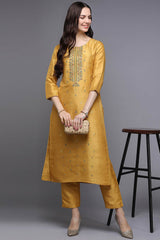 Yellow Silk Blend Floral Print Round Neck KurtI Set