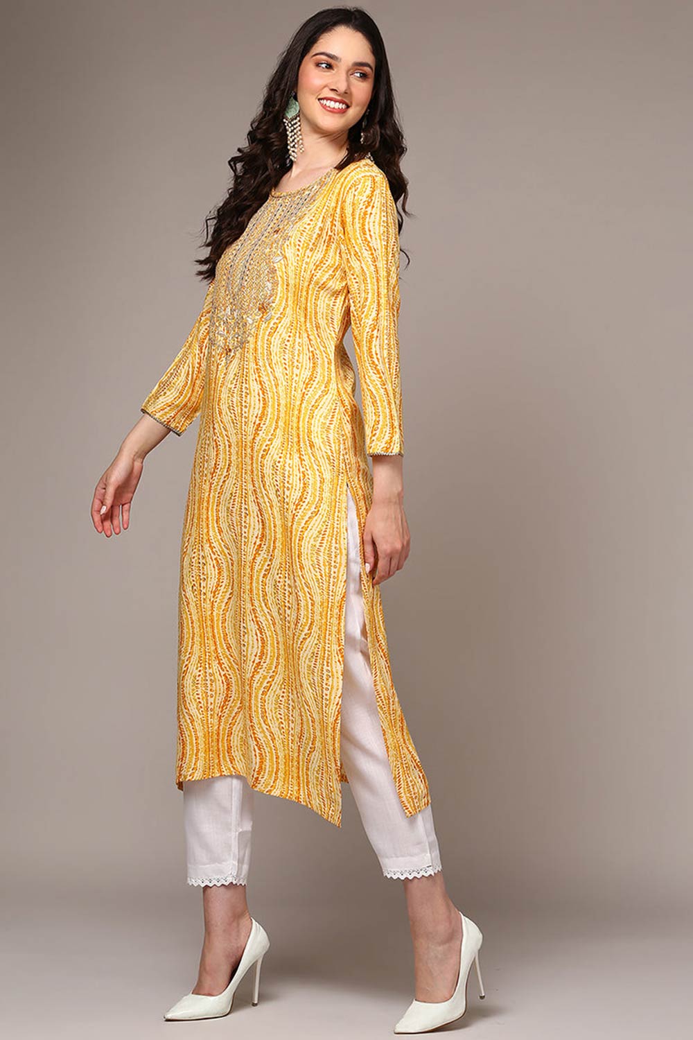 Yellow Rayon Floral Print Round Neck KurtI Set