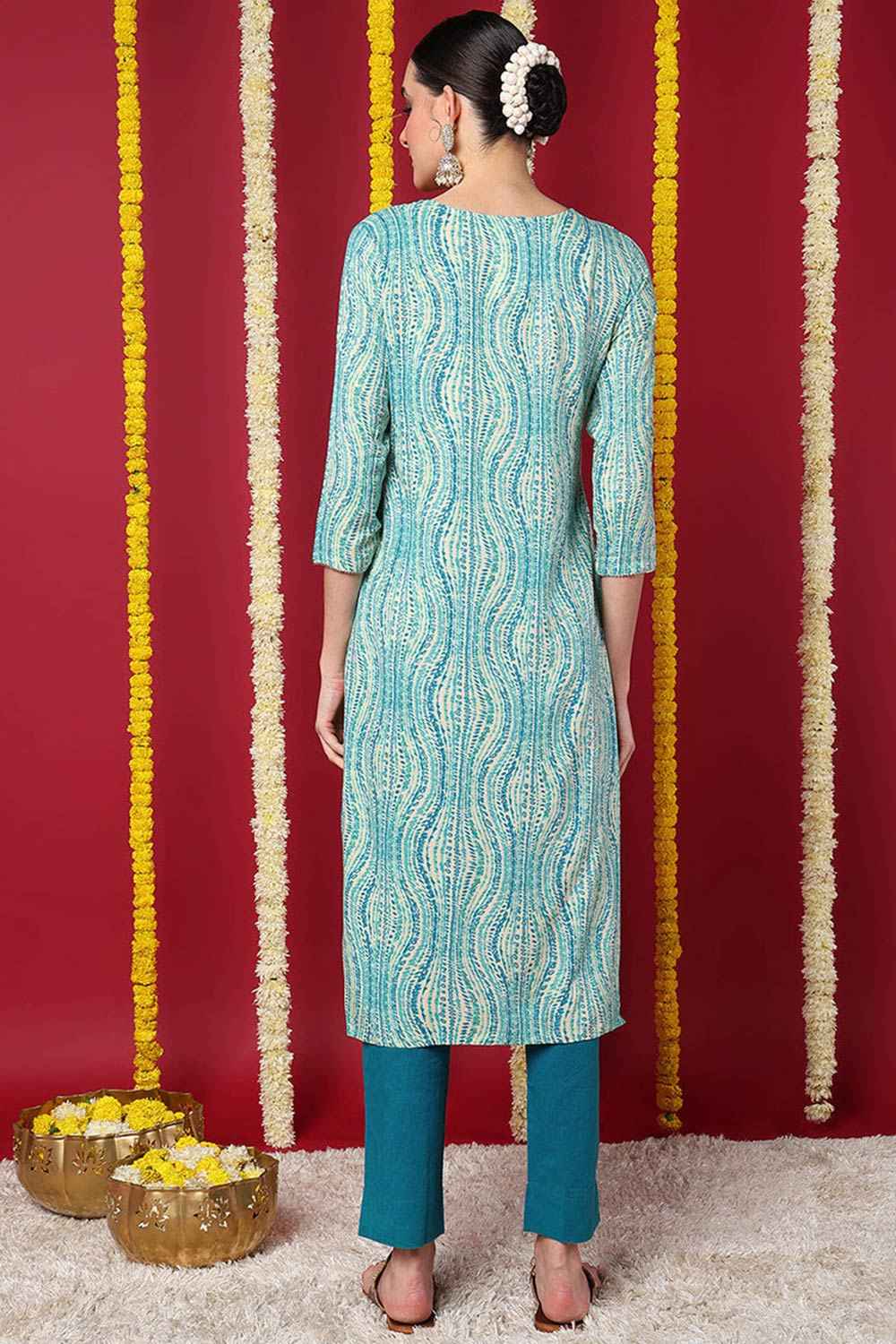 Blue Rayon Floral Print Round Neck KurtI Set