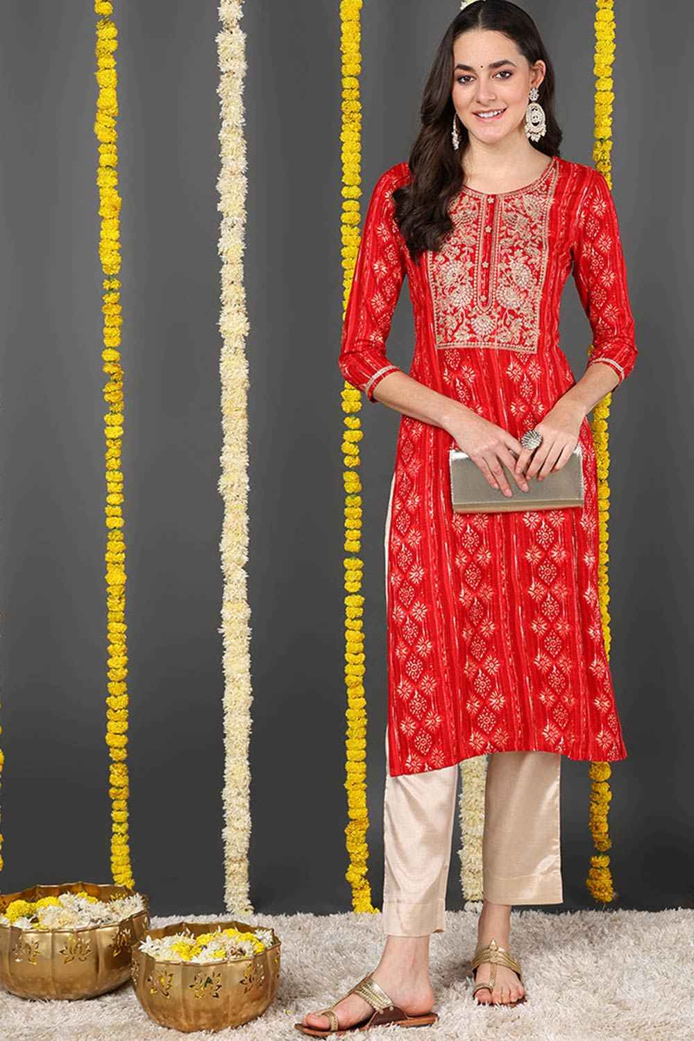 Red Rayon Floral Print Round Neck KurtI Set