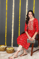 Red Rayon Floral Print Round Neck KurtI Set