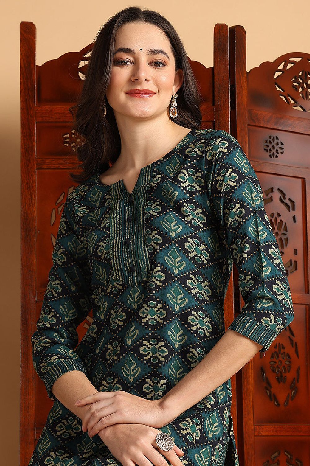 Green Viscose Rayon Ethnic Motifs Printed Straight Suit Set