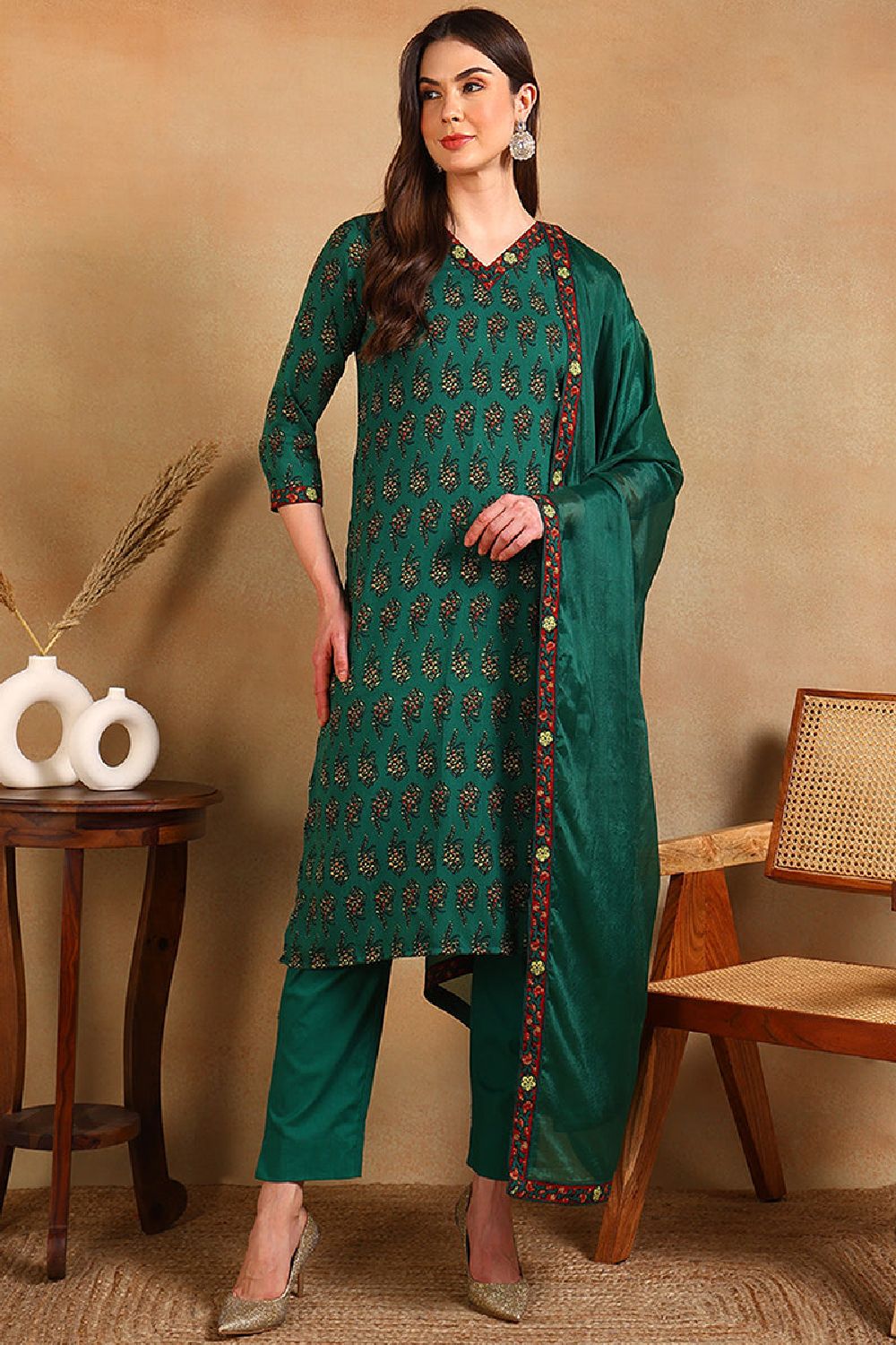 Green Viscose Rayon Floral Printed Straight Suit Set