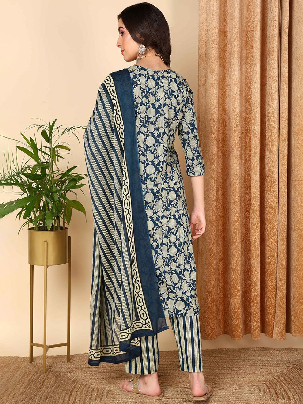 Navy Blue Rayon Blend Floral Embroidered Straight Kurti Pants With Dupatta