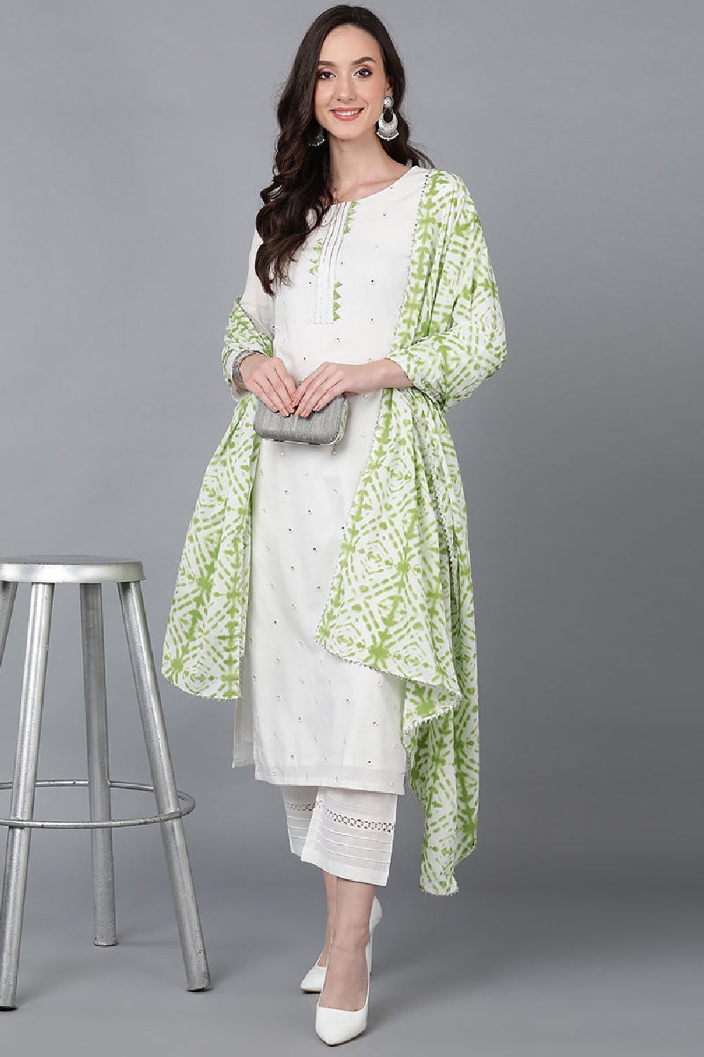 Green Rayon Blend Solid Embroidered Straight Suit Set