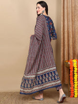 Blue Rayon Blend Floral Printed Straight Kurta Trousers With Dupatta