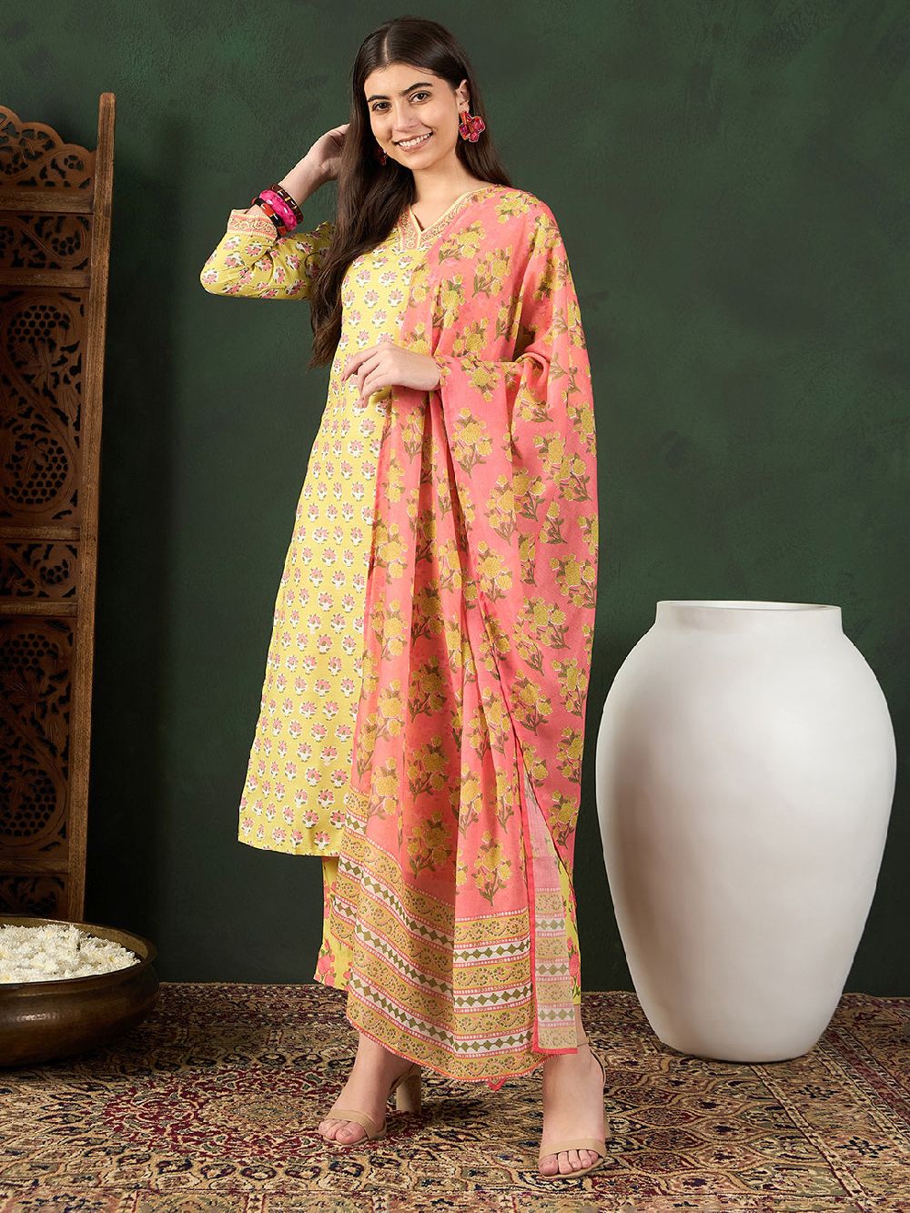 Yellow Rayon Blend Floral Printed Straight Kurti Pant With Dupatta