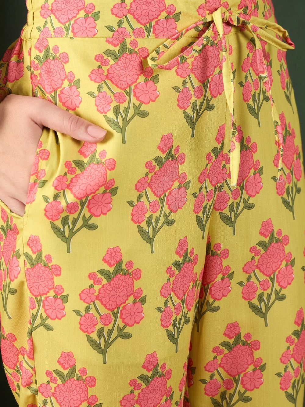 Yellow Rayon Blend Floral Printed Straight Kurti Pant With Dupatta