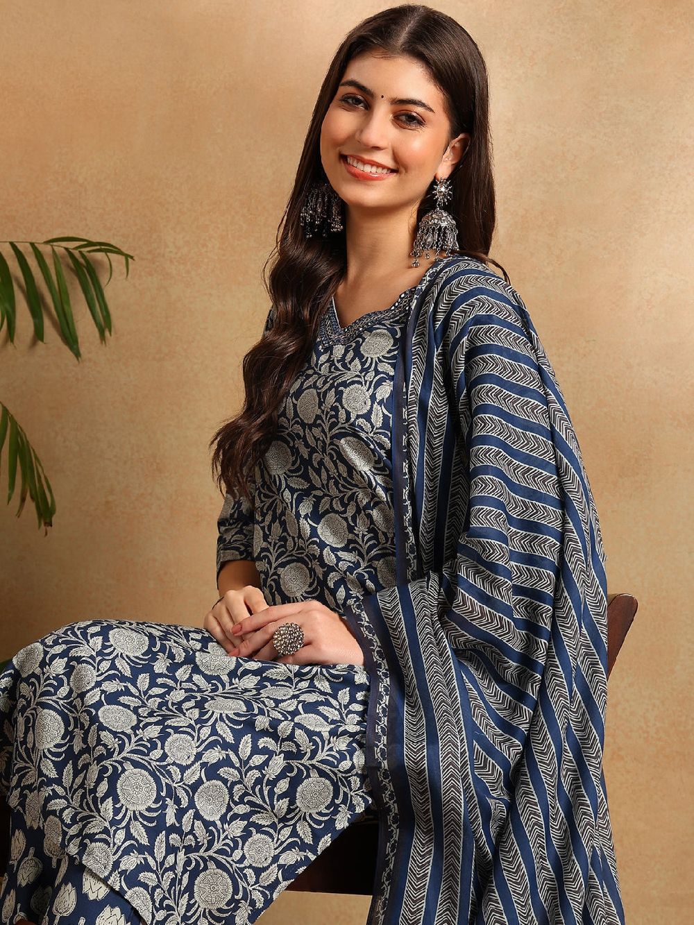 Navy Blue Rayon Blend Floral Printed Straight Kurta Trousers With Dupatta