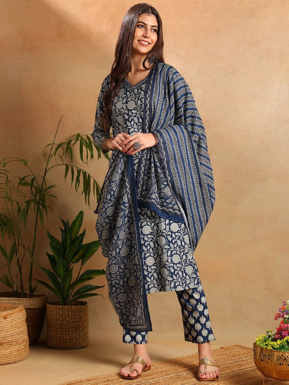 Navy Blue Rayon Blend Floral Printed Straight Kurta Trousers With Dupatta