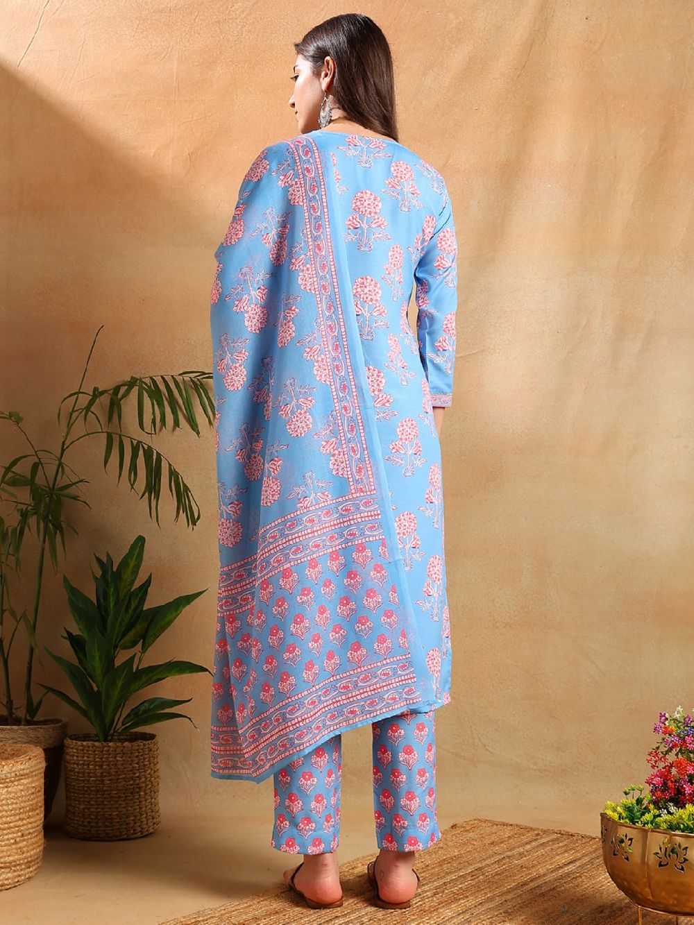 Blue Rayon Blend Floral Printed Straight Kurta Trousers With Dupatta