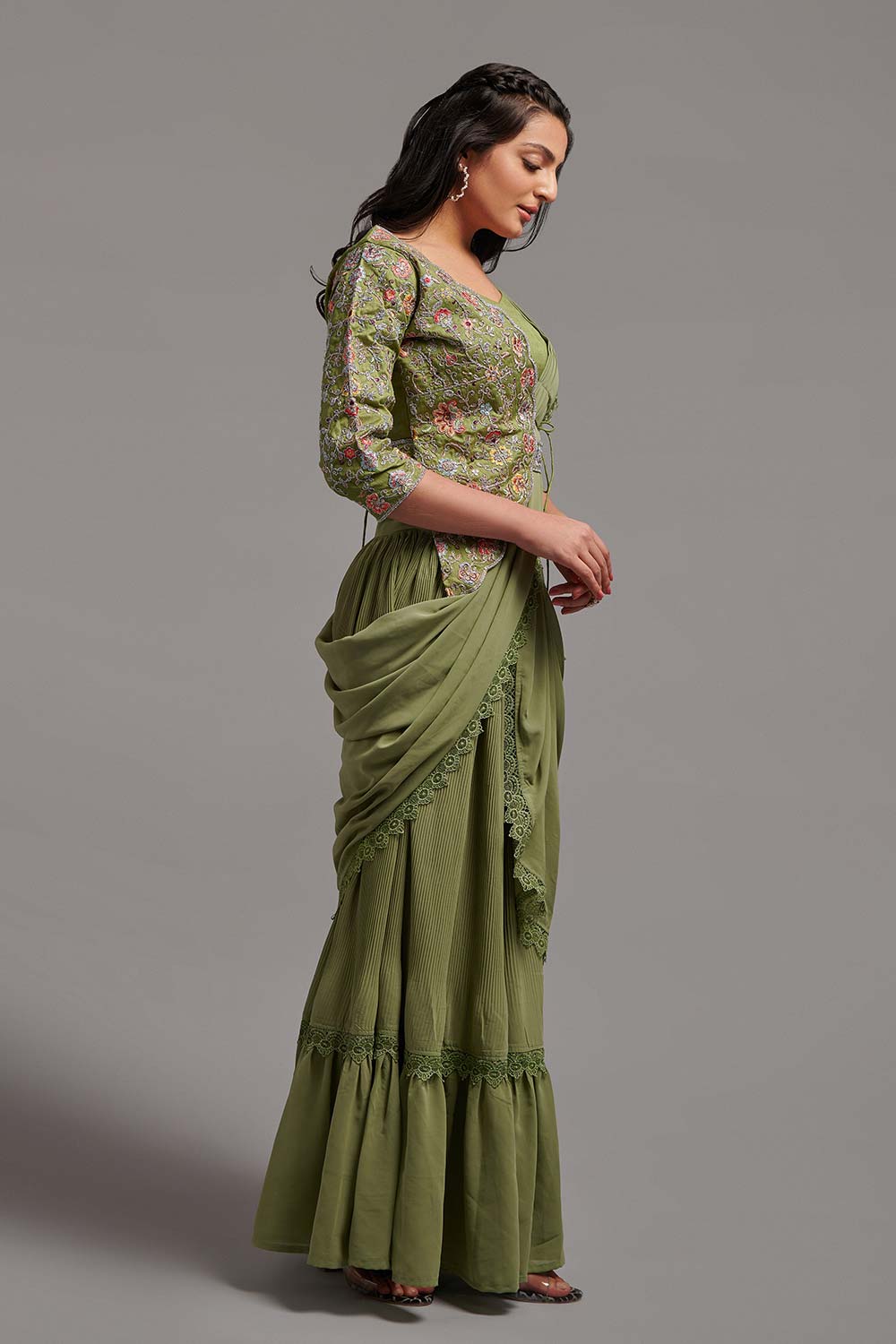 Green Georgette Thread Design Saree