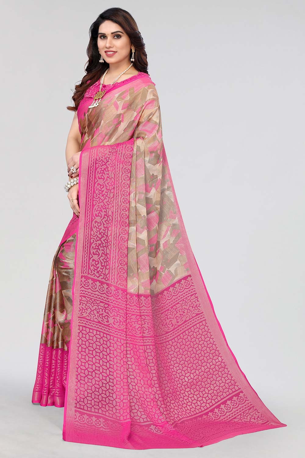 Pink Chiffon printed Saree