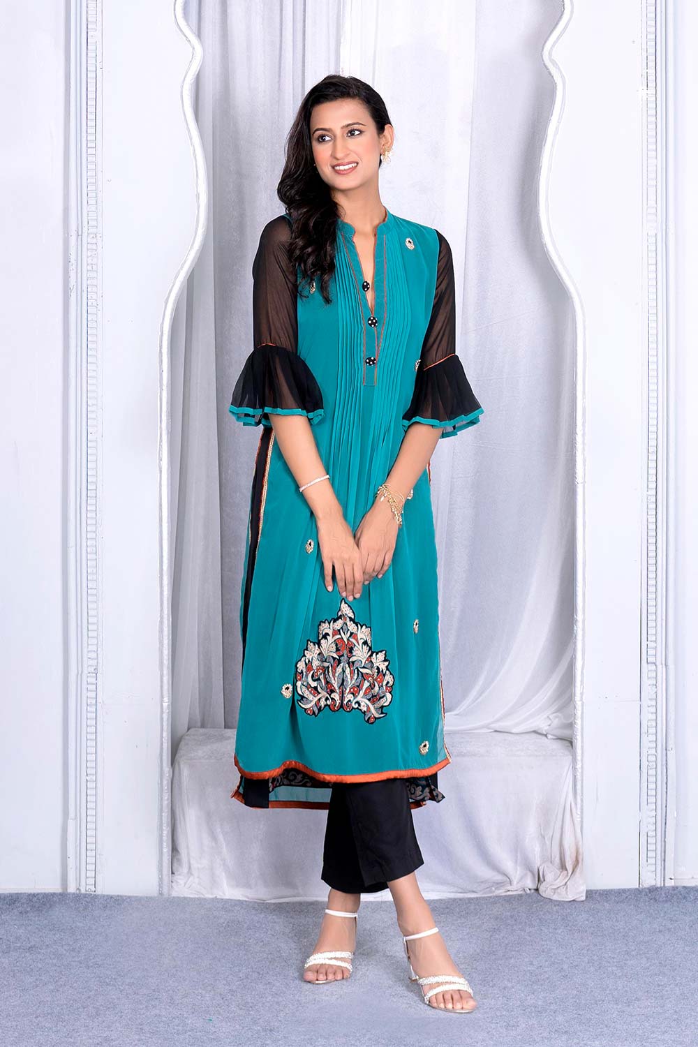 Green Embroidered Georgette Straight Cut Kurti Pant Set